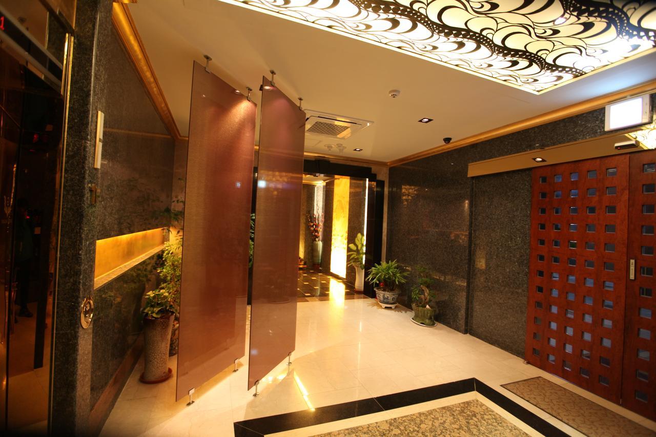 Gallery Tourist Hotel Tongyeong Bagian luar foto