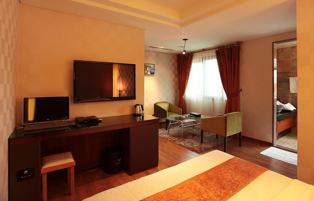 Gallery Tourist Hotel Tongyeong Ruang foto